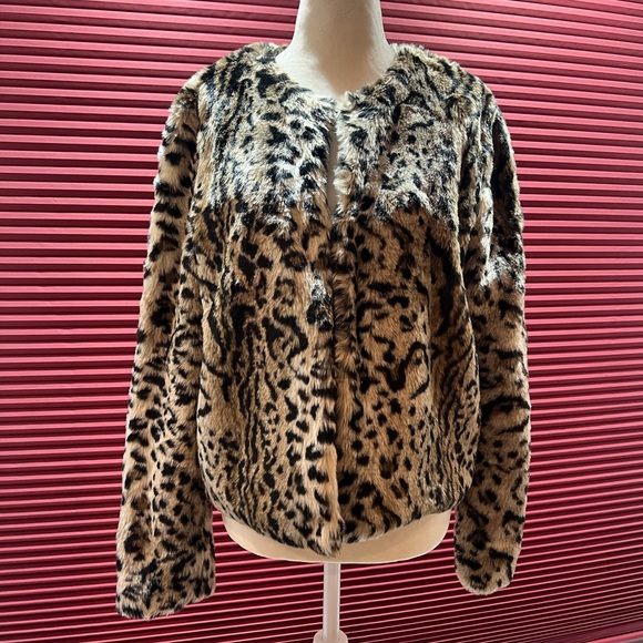 BB Dakota Jackets & Blazers - BB Dakota Animal Print Teddy Jacket